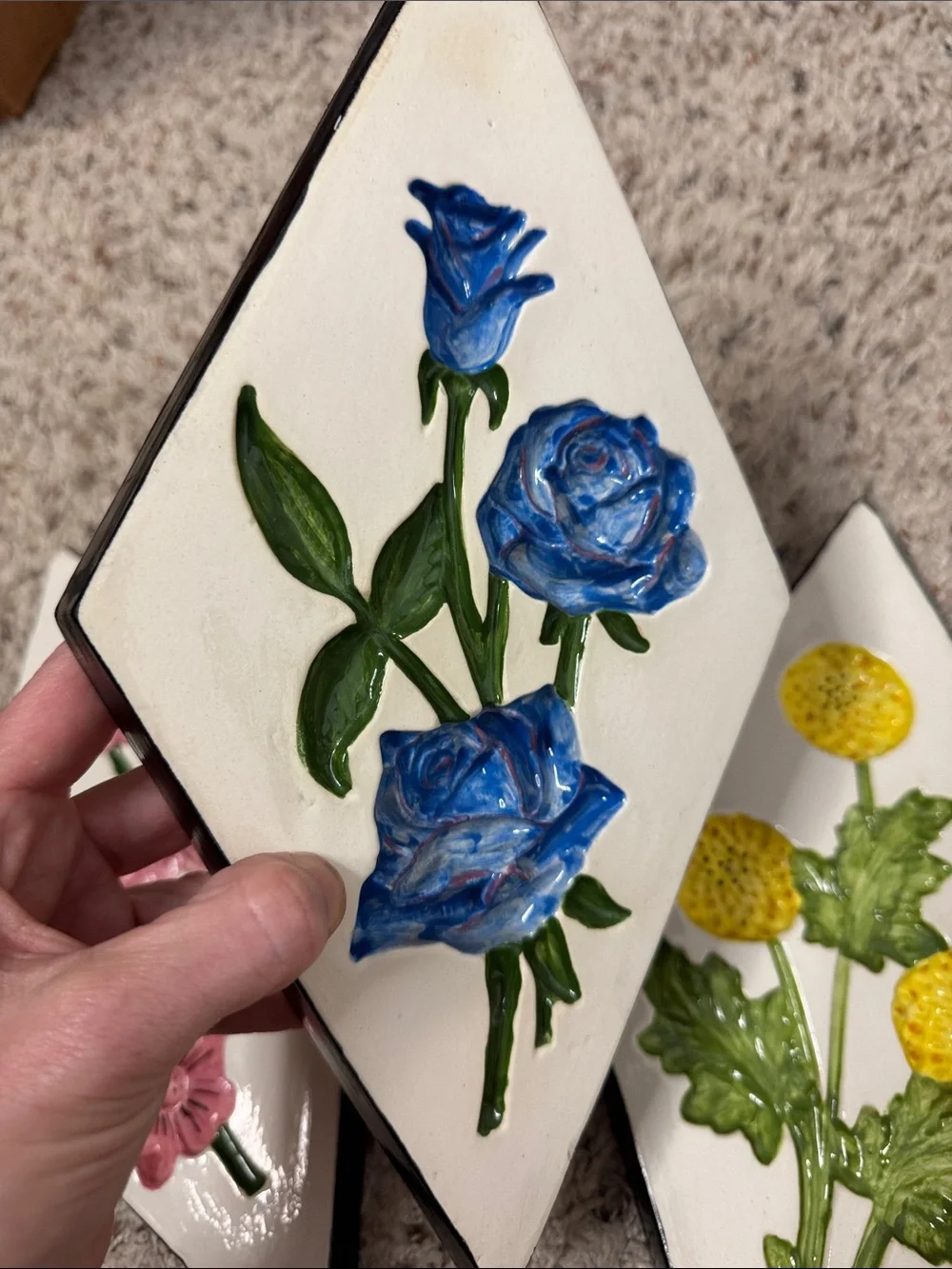 Vintage ceramic floral wall decor diamond set of 3